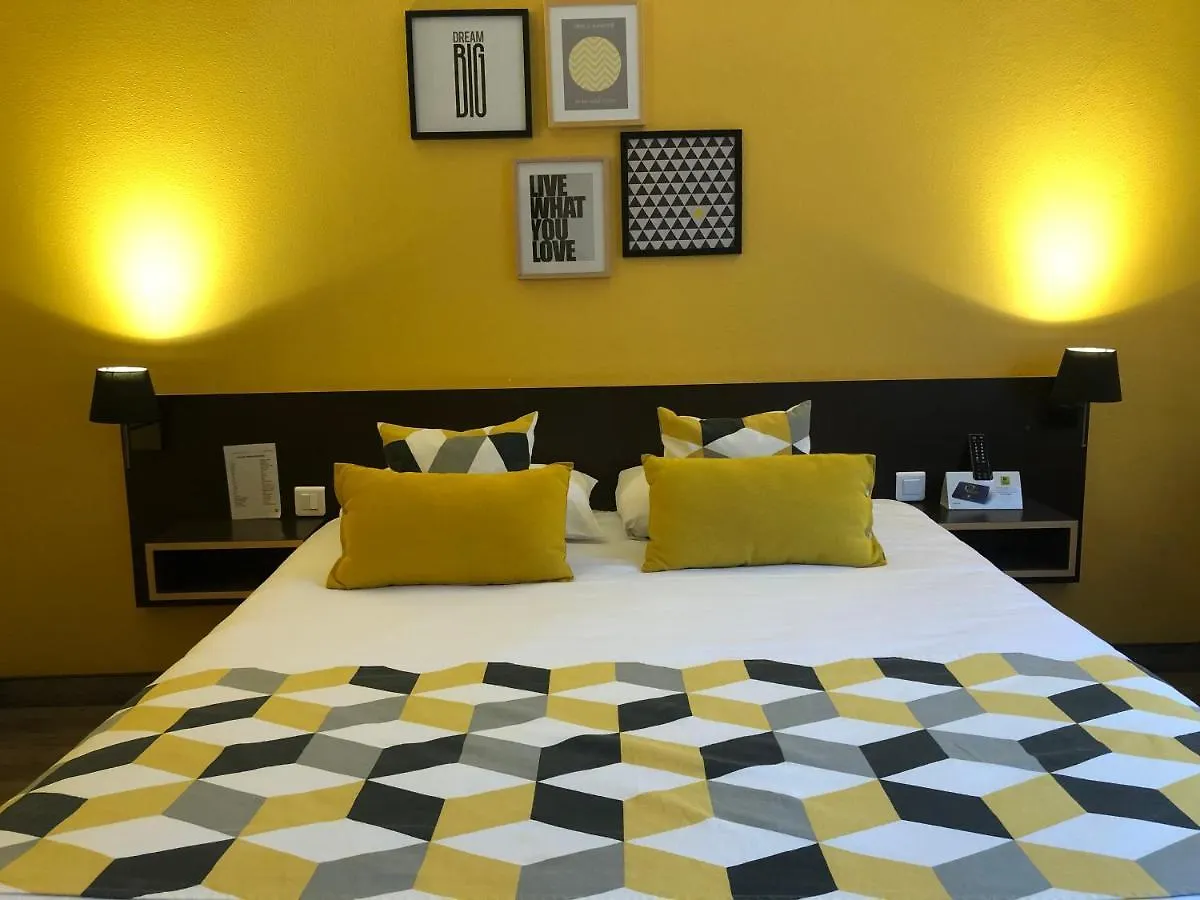 **  Hotel Burnichon Tarare France